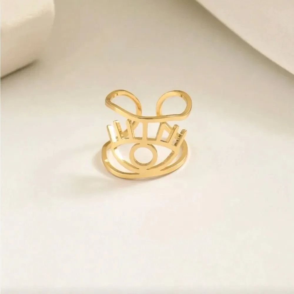 Gold Eye Ring Q838